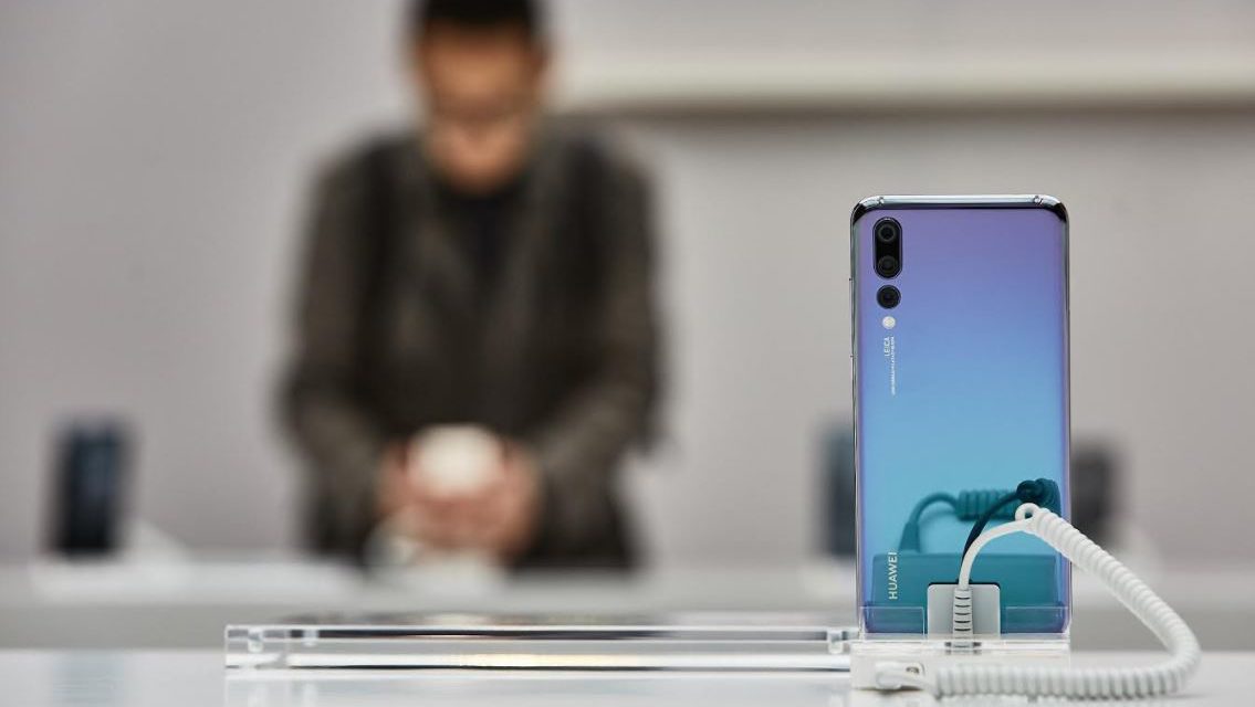 The Ongoing Battle for the Best Smartphone Camera Has Finally Ended: Introducing the HUAWEI P20 Pro with AI-Powered Triple Camera