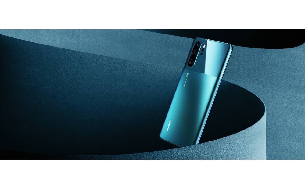 HUAWEI P30 Series Redefines Smartphone Aesthetics with Trend-Setting Designs and Colors  New device actualizes a marriage of exquisite form with unparalleled function