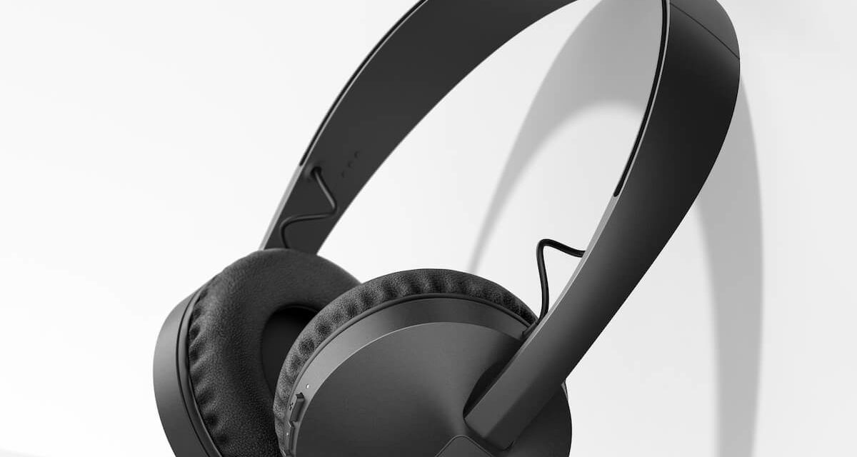 Sennheiser’s new HD 250BT headphones deliver a thrilling on-the-go audio experience