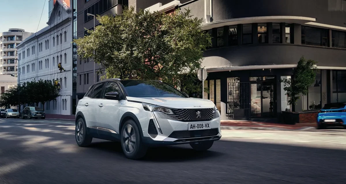 The millionth PEUGEOT 3008 rolls off the production lines at the Sochaux factory