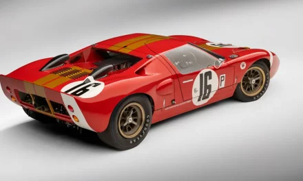 Ford GT Alan Mann Heritage Edition Celebrates Experimental GT Race Car Prototypes from 1966 at Chicago Auto Show