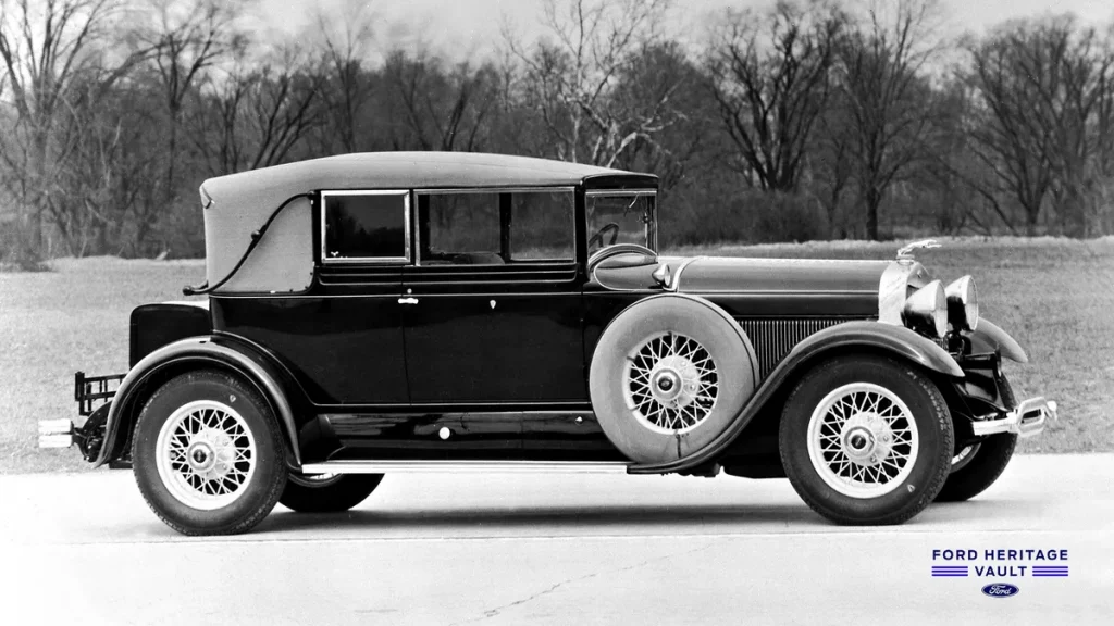 1929_Lincoln_Dietrich_Victoria_convertible_coupe (1)_ssict_1200_675