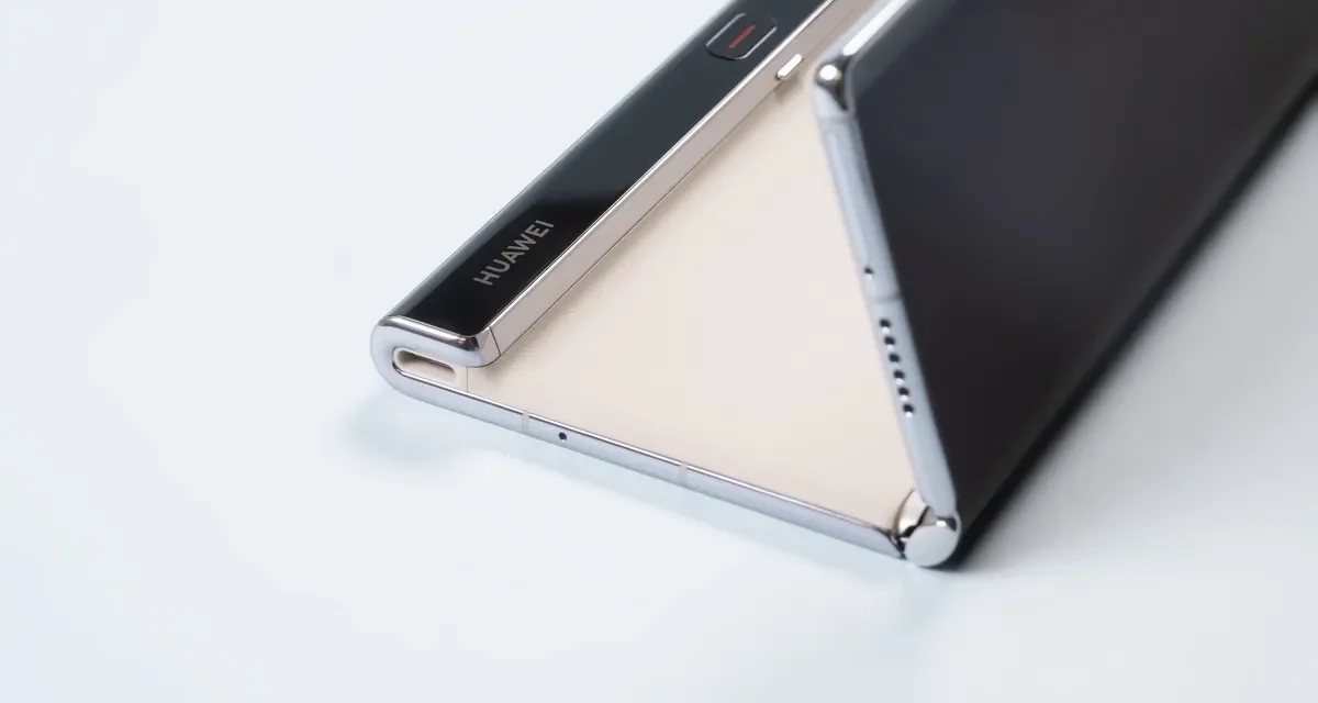 Top foldable smartphones for 2022 and why the Huawei Mate Xs 2 is the best option.