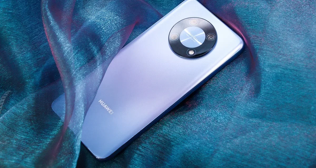 Five Reasons Why You Will Love the new HUAWEI Nova Y90, the Powerful Star with a Massive Display