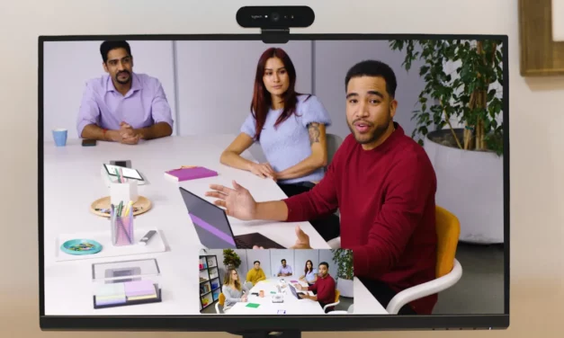 <strong>Logitech RightSight 2 Makes Hybrid Meetings More Equitable for <br>Remote Participants </strong><em></em>