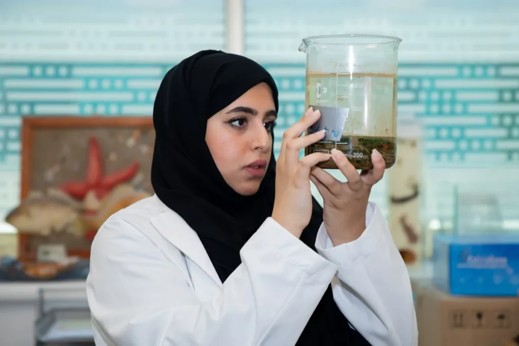 A UAEU researcher dives into microbiology and makes a new scientific discovery in the country1_ssict_1200_800