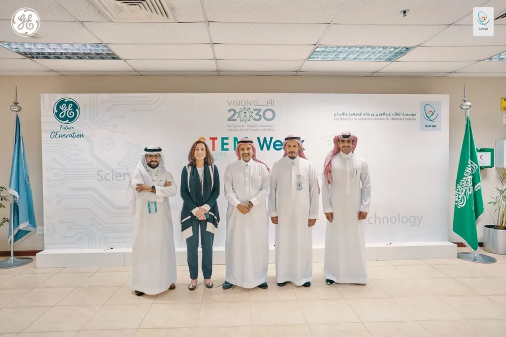 جنرال إلكتريك وموهبة تستضيفان مخيم ابتكار لتعزيز شغف الشباب السعودي بمجالات العلوم والتكنولوجيا والهندسة والرياضيات2_ssict_1200_800