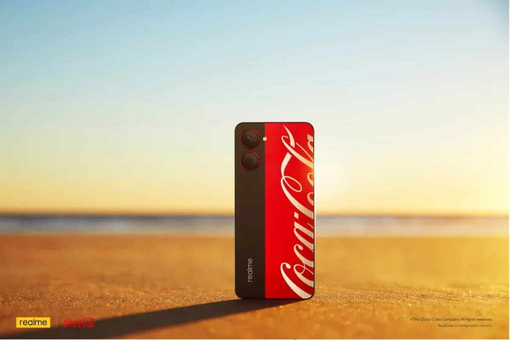 ريلمي تطرح أول هاتف ذكي بإصدار خاص يحمل علامة Coca-Cola التجارية1_ssict_1200_802
