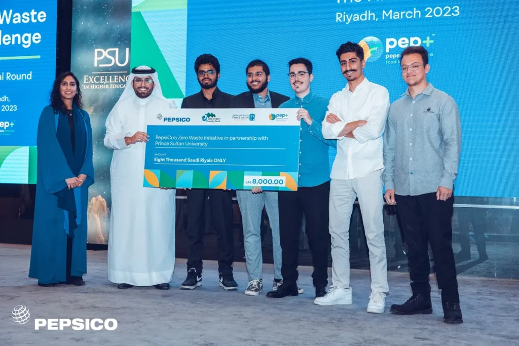 The MoU signed by both entities activated their first student competition with winners receiving cash prizes worth up to eight thousand Saudi Riyals._ssict_1200_800