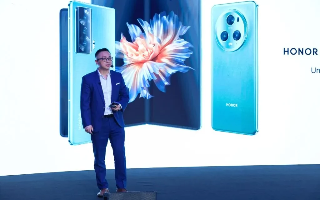 HONOR Launches HONOR Magic5 Pro and HONOR Magic Vs at an Exceptional Event in KSA 