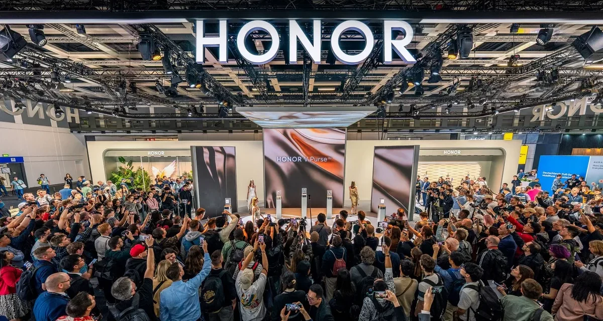 HONOR Wins Kantar BrandZ Inspirational Star of Innovation, Tops BrandGrow China’s Top 100 Emerging Brands