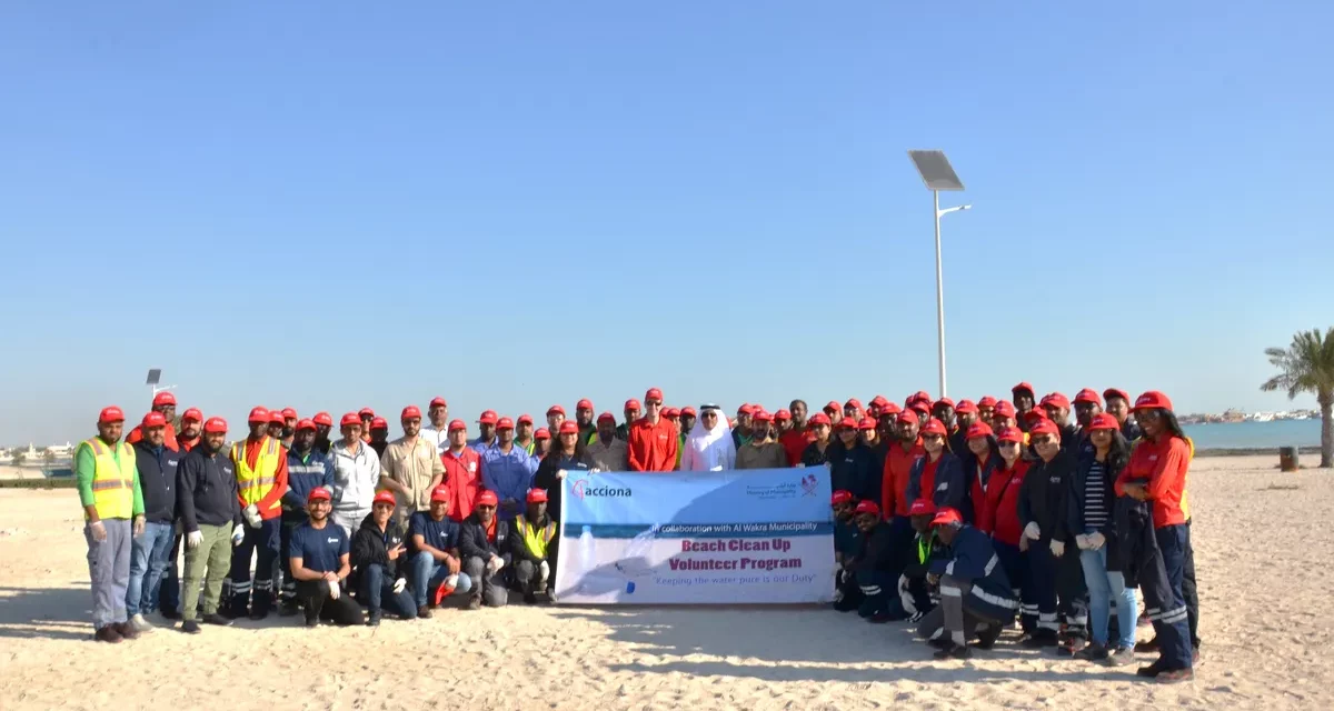ACCIONA TEAM COLLECTS OVER 200 KG OF WASTE AT AL WAKRAH PUBLIC BEACH IN DOHA
